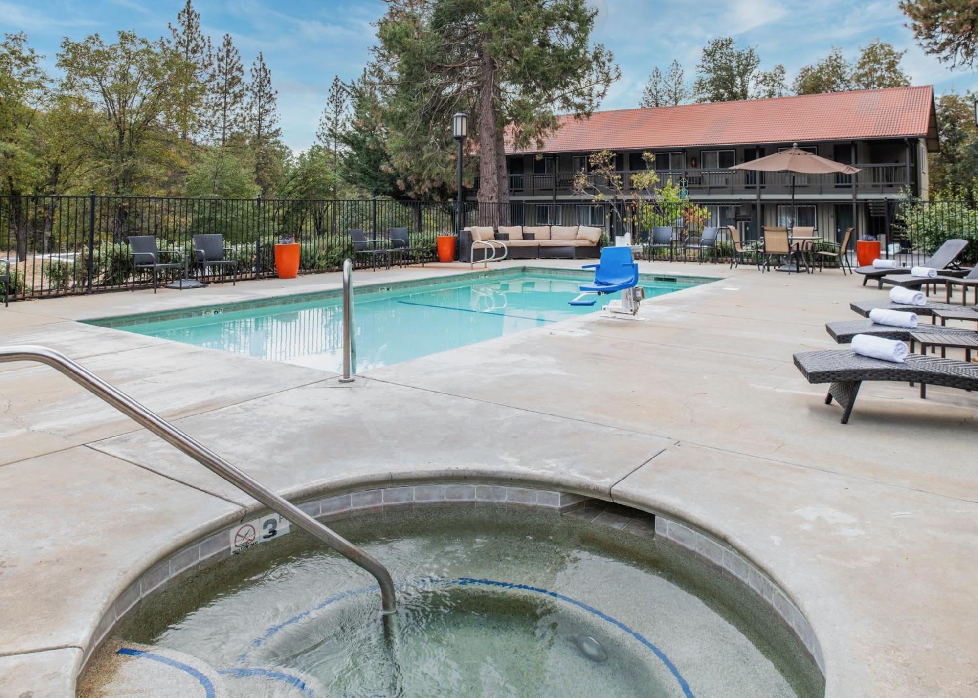 Yosemite Westgate Lodge Groveland Zewnętrze zdjęcie