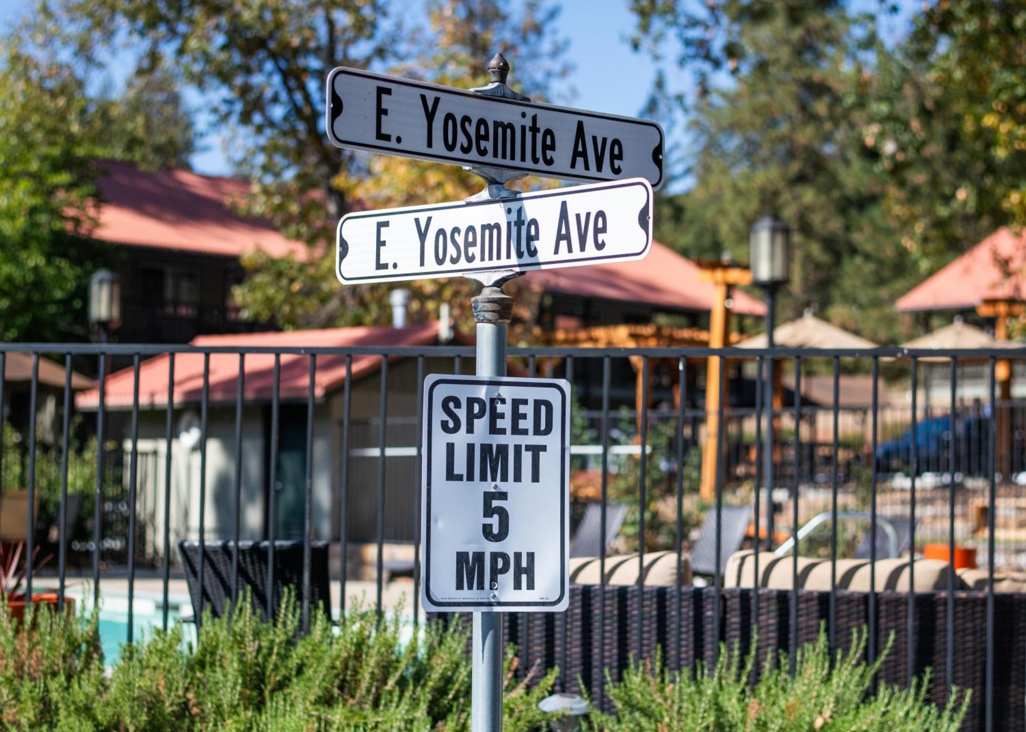 Yosemite Westgate Lodge Groveland Zewnętrze zdjęcie